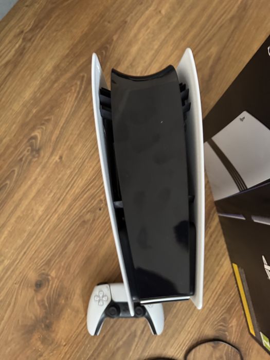 Playstation 5 pro kupiona 22.06.2026