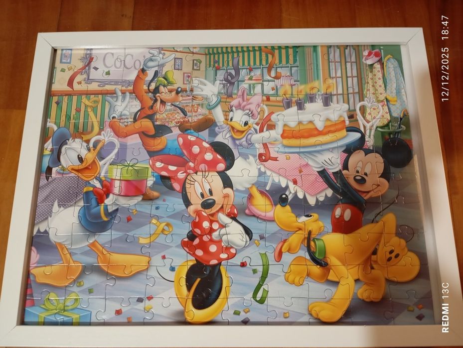Puzzle with Frame436002339989770242