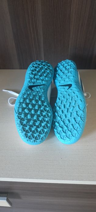 Продаю сороконожки. Розмір 32.