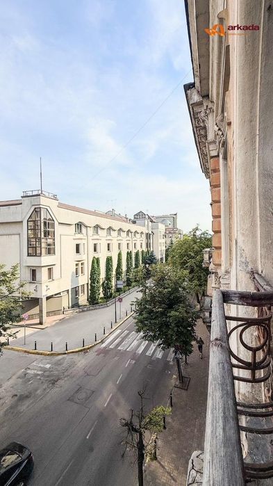 Двохкімнатна квартира, центр