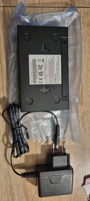 5-portowy switcher TRENDNET TEG-S50G nowy
