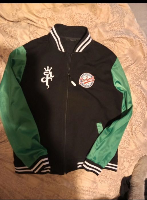 Sprzedam bluzy dla chłopca rozmiar 164 stan bardzo dobry