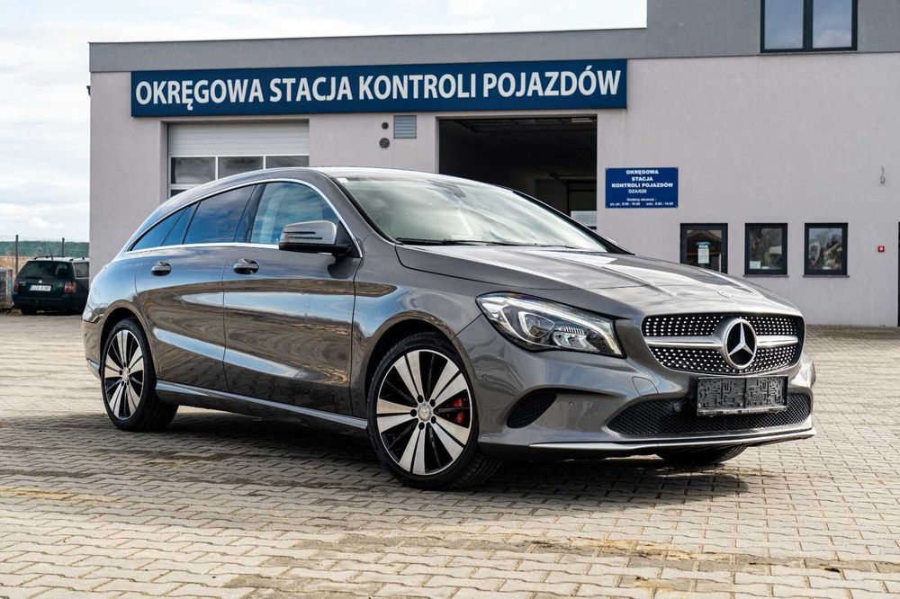 Piękny Mercedes-Benz CLA
