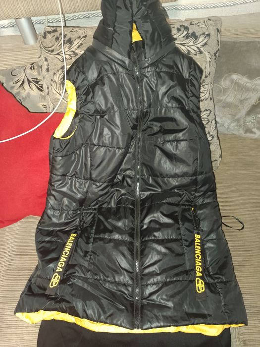 Безрукавку Пісец с кожой