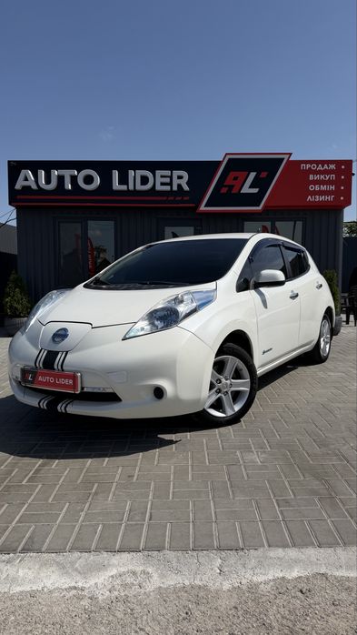 Nissan Leaf Ніссан Ліф 2017 р 24кВт 130 км Тепловий НАСОС Webasta Вебаста