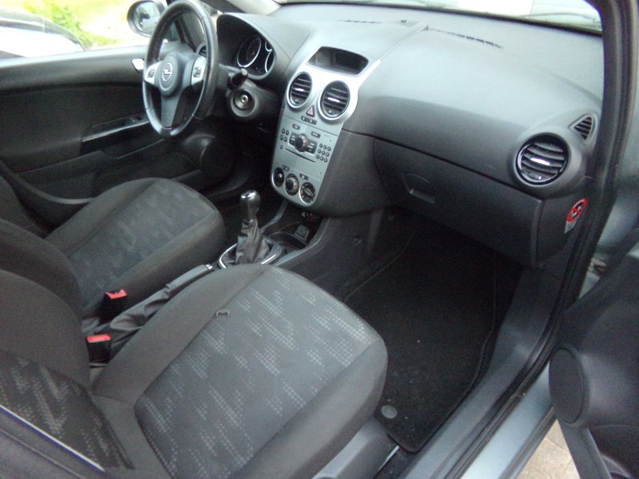 OPEL CORSA  - 2012/ LIFT   - 1.4 benz  - Tanio