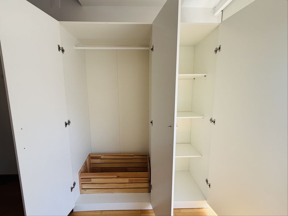 Roupeiro branco de 3 portas do IKEA