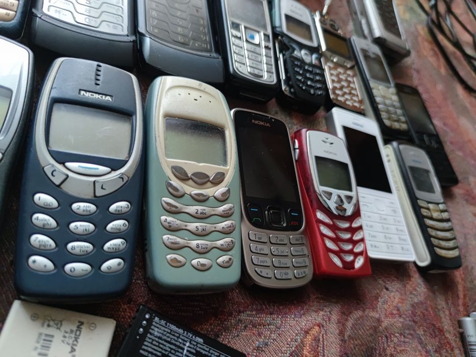 Мобільний телефони