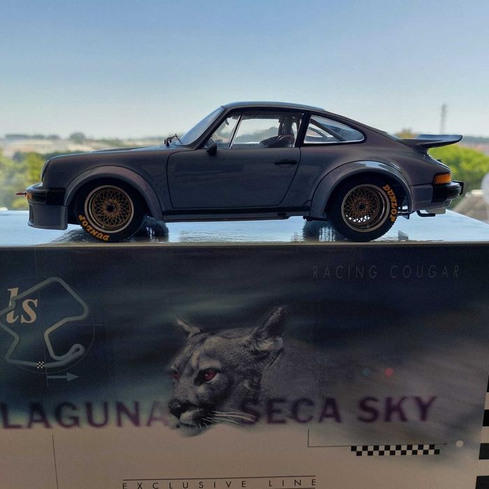 Miniatura Porsche 934 RSR Laguna Seca Sky 1976 EXOTO 1:18