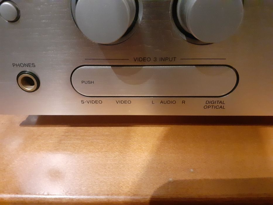 Sistema Home cinema Sony e amplificador com 4 colunas