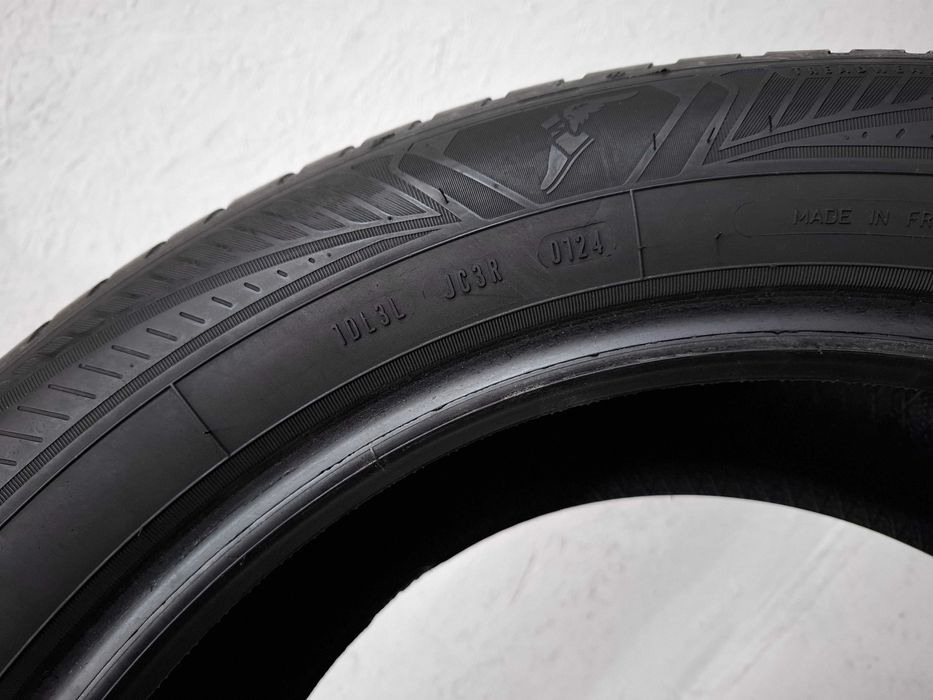 1x 235/55R18 Goodyear Vector 4seasons G3 6,1mm 25r.