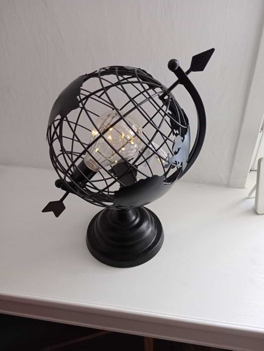 Globus czarny metalowy lampka  ledowa okazja