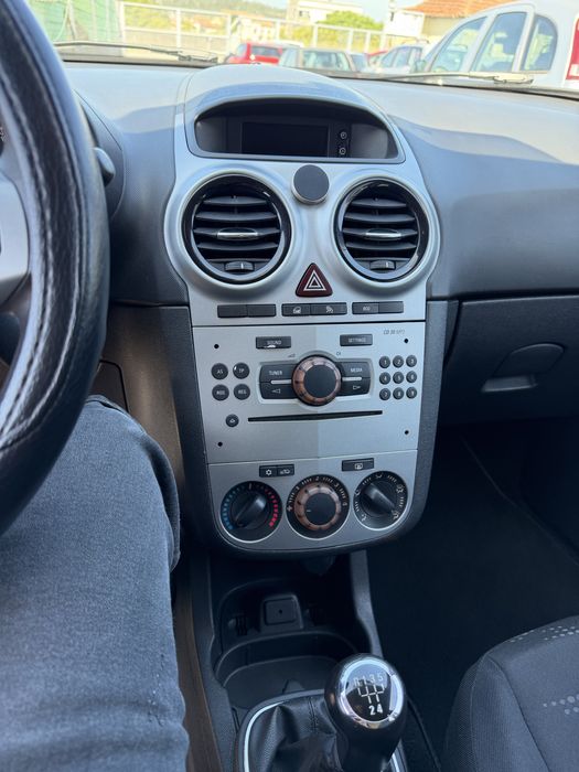 Opel Corsa D 1.3CDTi 95CV