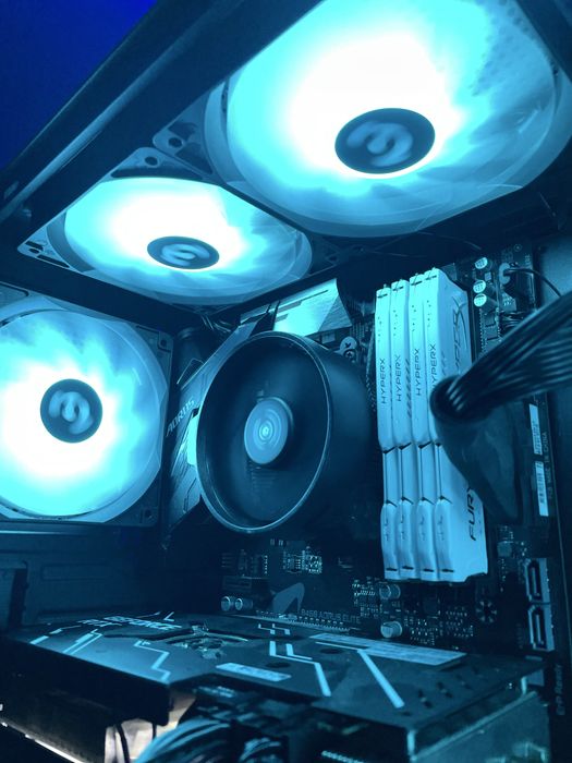 RTX 3060ti / R5 2600 / 16GB RAM/ 512gb m.2 /Win 11 Gotowy do użycia