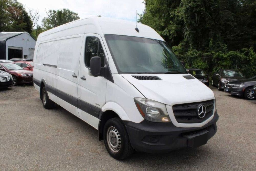 Mercedes-Benz Sprinter      2015