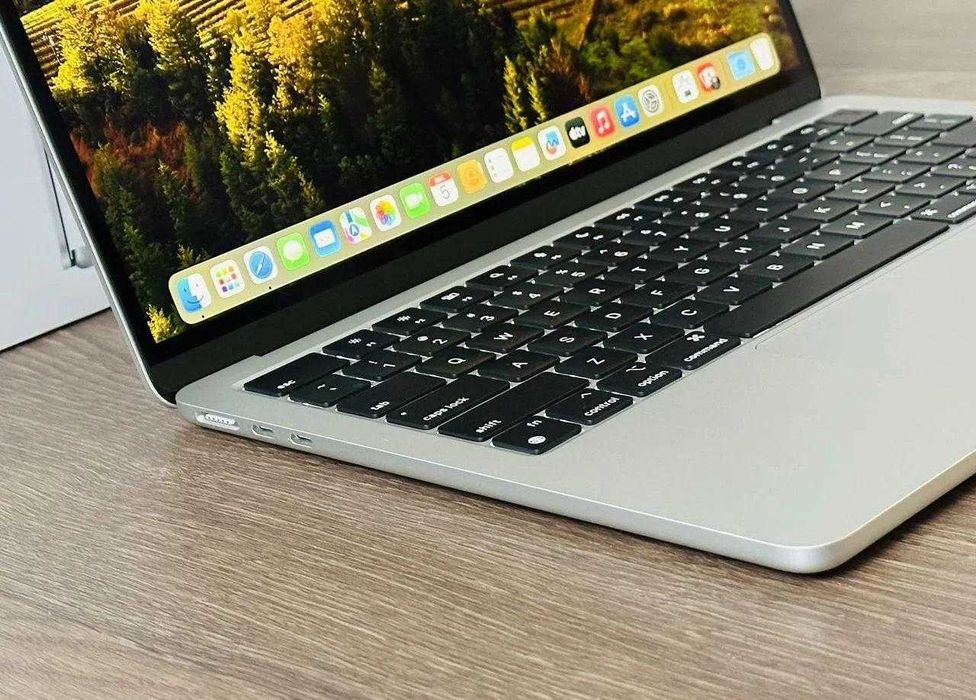 Macbook Air 13 M2 8/256Gb 2022 Silver