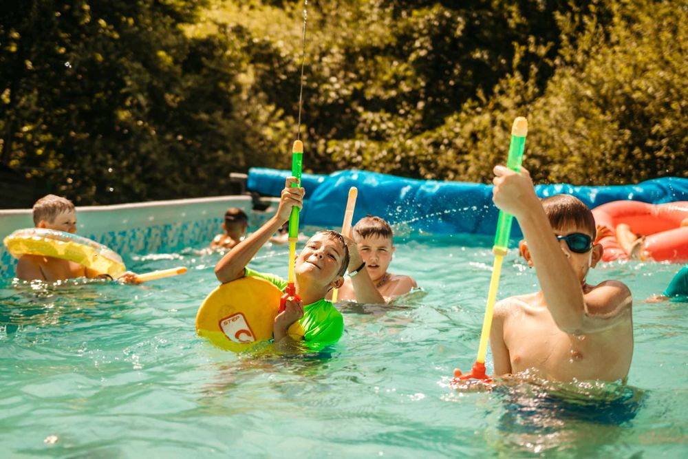 Domki i noclegi dla rodzin nad jeziorem | Majówka | Giewartów