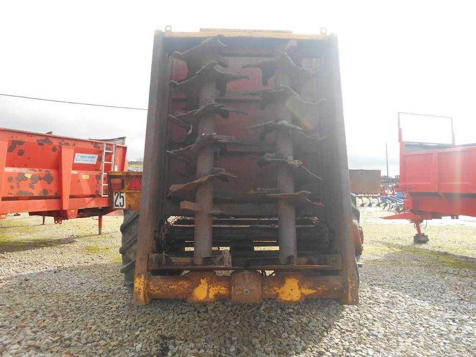 Reboque espalhador Siam de 15,3T