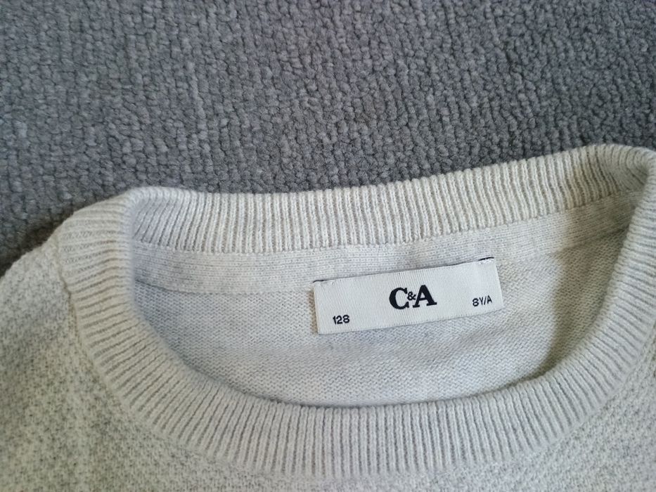 Dwa swetry, do szkoły lub na inne