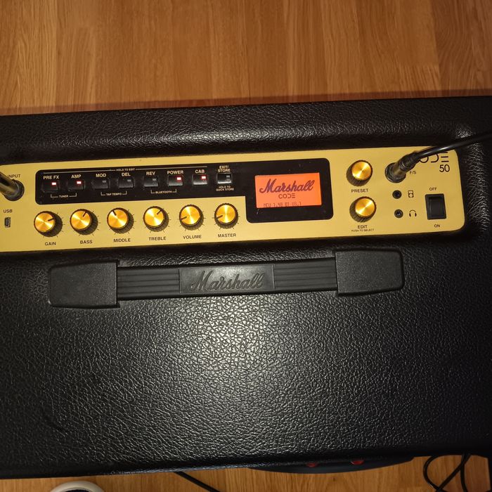 Marshall Code 50 + Pedal Footswitch
