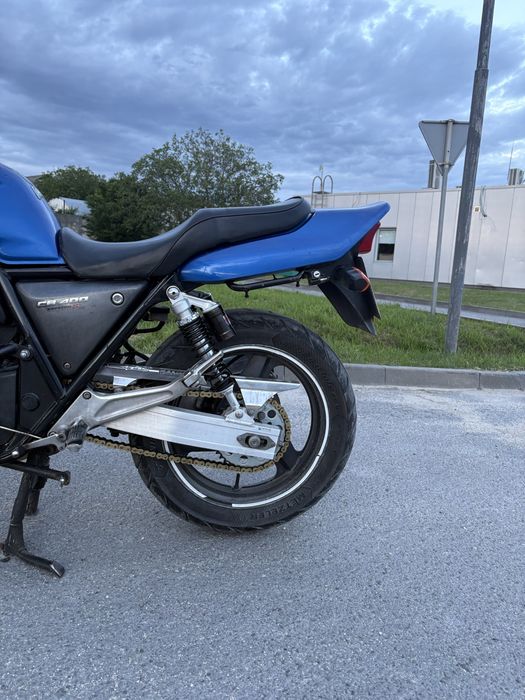 Honda cb400sf 1998р