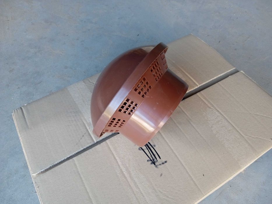 Daszek kominek wywiewka kanału kanalizacji PCV