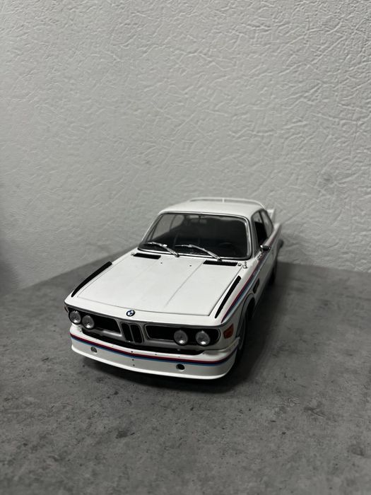 BMW 3.0 CSL 1/18 Minichamps