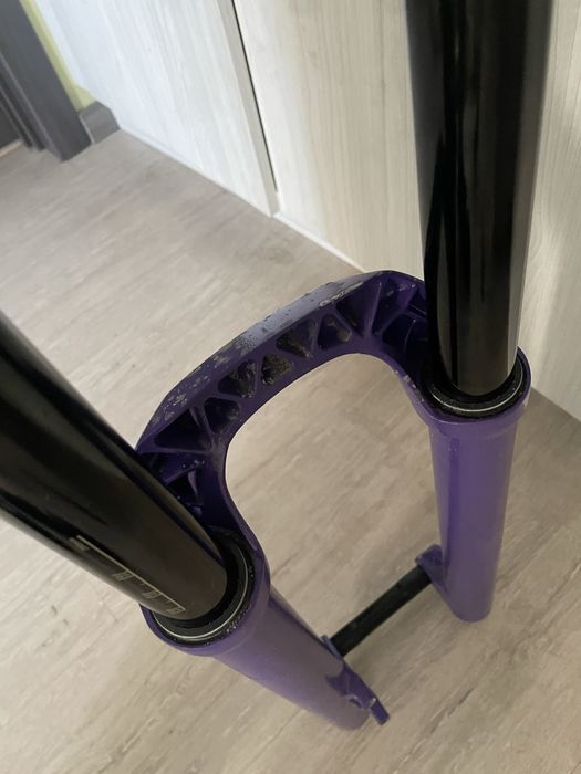 Продам вилку rock shox boxxer select 2019
