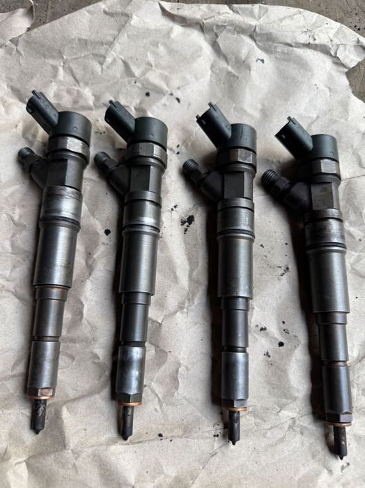 Паливні форсунки Ленд ровер фрілендер 2.0д ,BMW