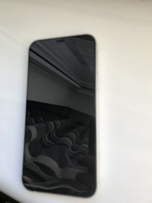 Iphone 12 на 64 Неверлок