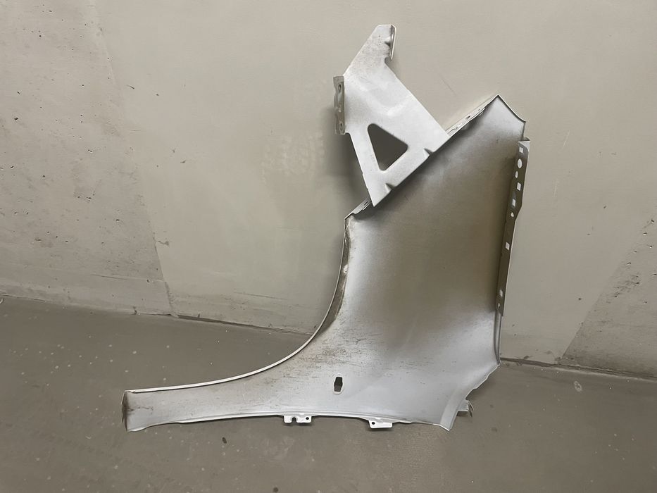 Błotnik przod Prawy Toyota Proace City Berlingo IV Partner Combo E