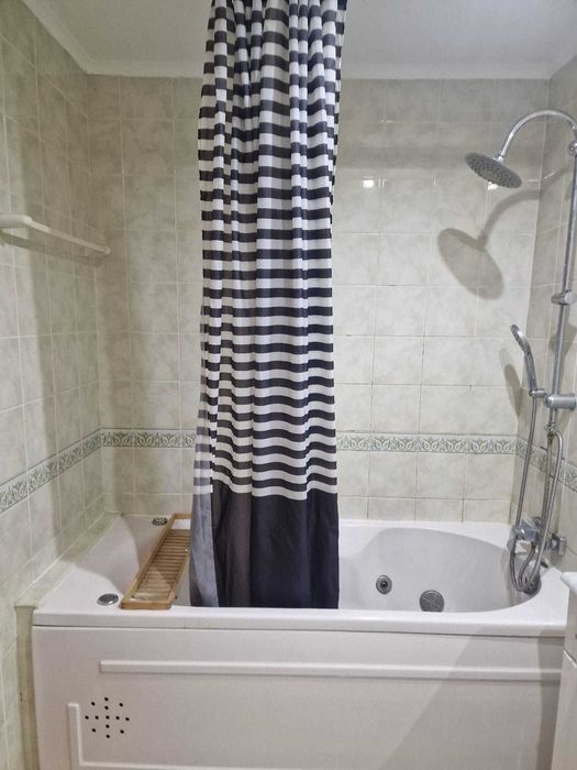 Apartamento T2 mobilado Santa Marta do Pinhal - Corroios