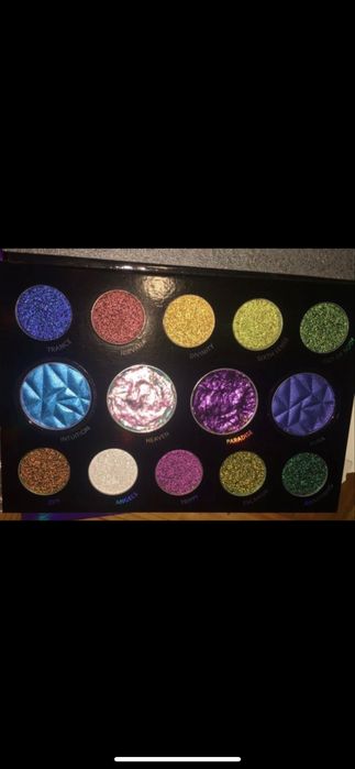 Danessa Myricks Transcendence paleta