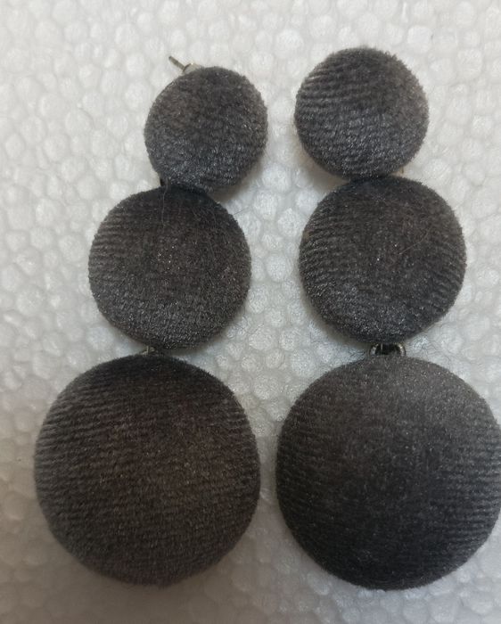 Parfois Earrings in Gray