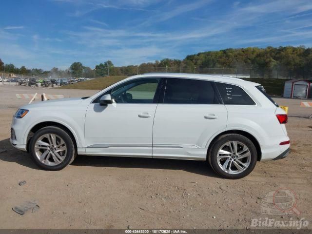Audi q7 4m FL розборка ауди 24рік шрот