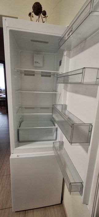 Холодильник vestfrost