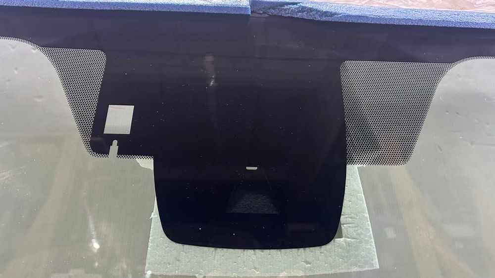 Toyota Highlander (2020-)  лобове скло оригінал HUD