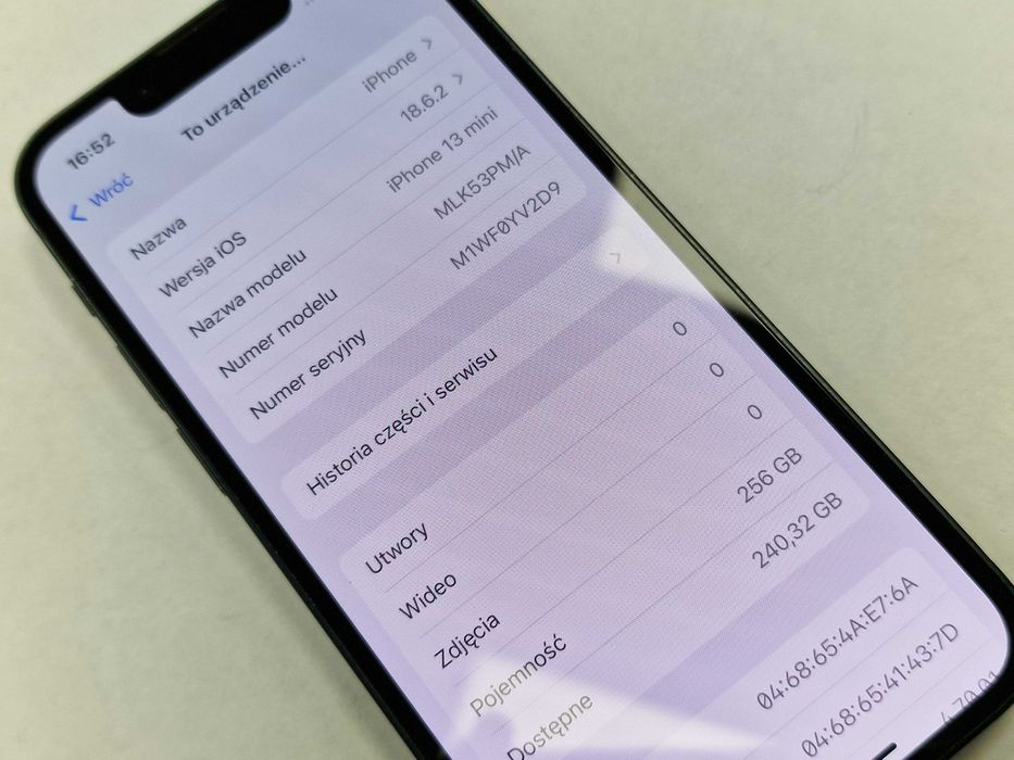 Iphone 13 Mini 256GB/ Midnight/ BAT 77%/ Grade B + ładowarka