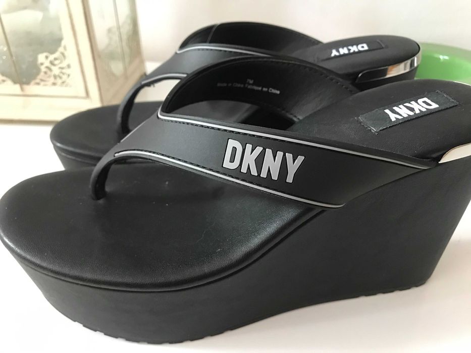 Klapki japonki DKNY