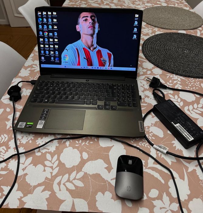 Vendo portátil Lenovo IdeaPad Creator 5 – modelo 15IMH05