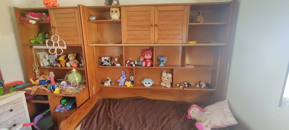 Quarto Completo Juvenil – Estúdio com 2 Camas + Secretária