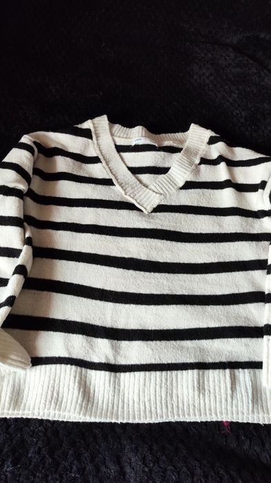 Sweter w paski!!