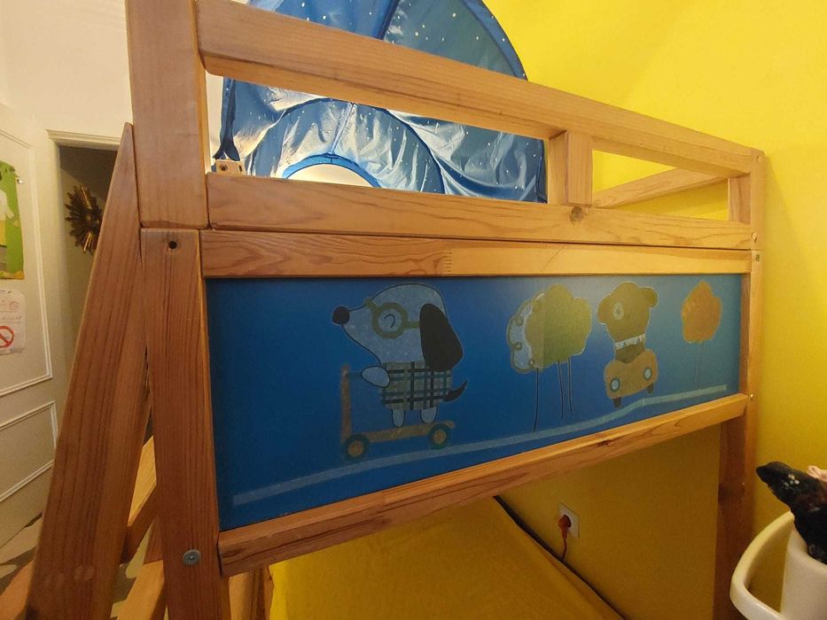 Kura cama beliche com estrado de baixo e dossel
Cama IKEA reversível K
