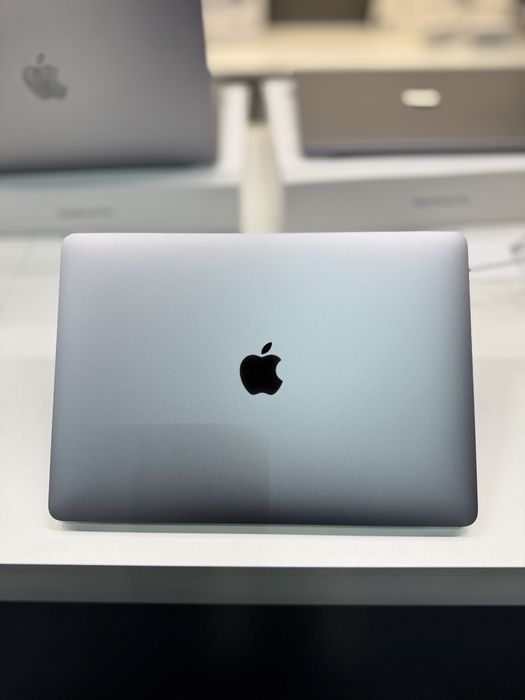 MacBook Air 13 2018 i5 / 8GB / 256GB стан 9,8/10 #95974