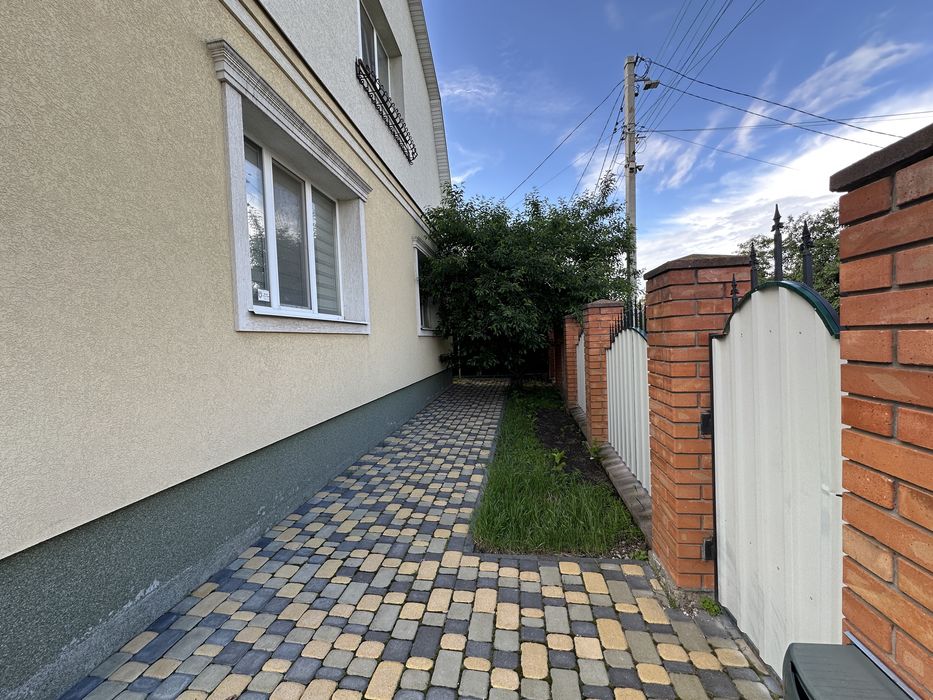 Комфортний, Сучасний, новий будинок для Вас.