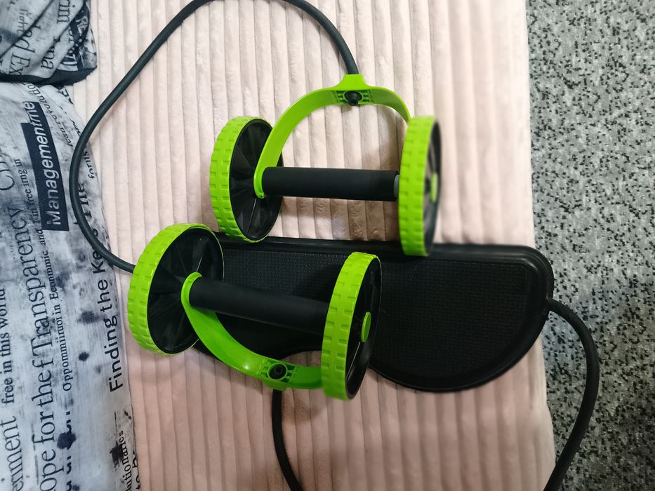 Універсальний тренажер для всього тіла