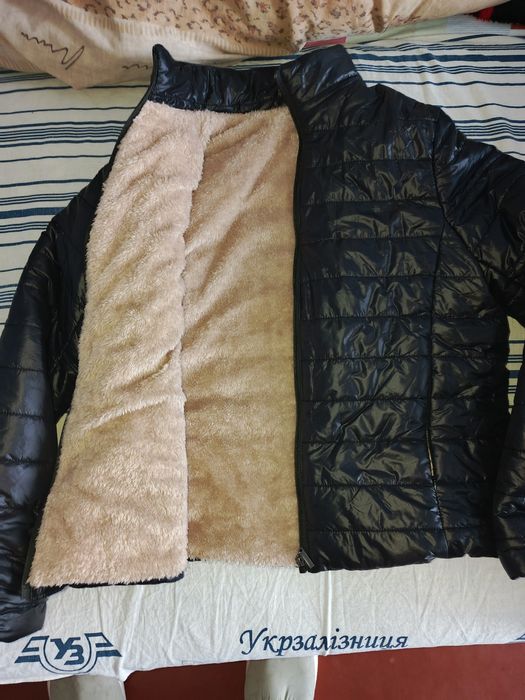 Нова осіння курточка 44 р