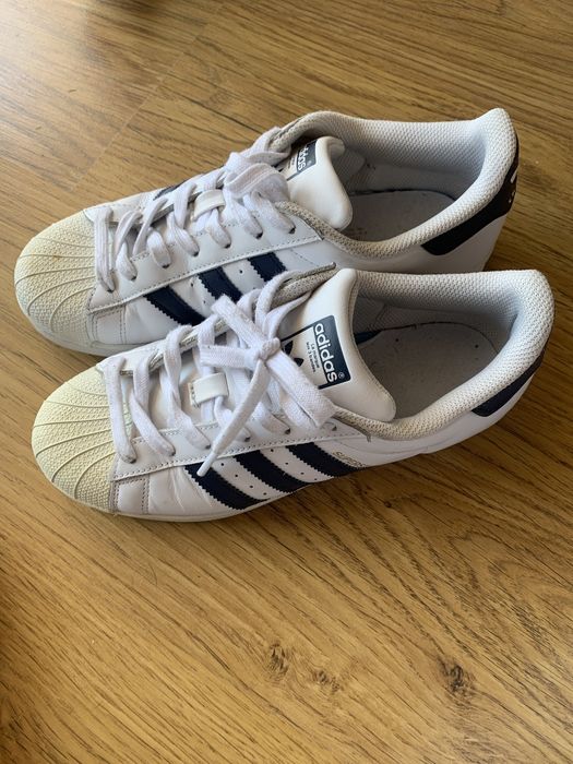 Tenis addidas e nike