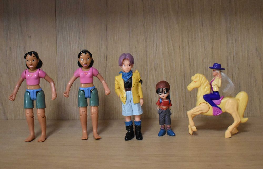 5 Figuras policromáticas - (Lote 6)