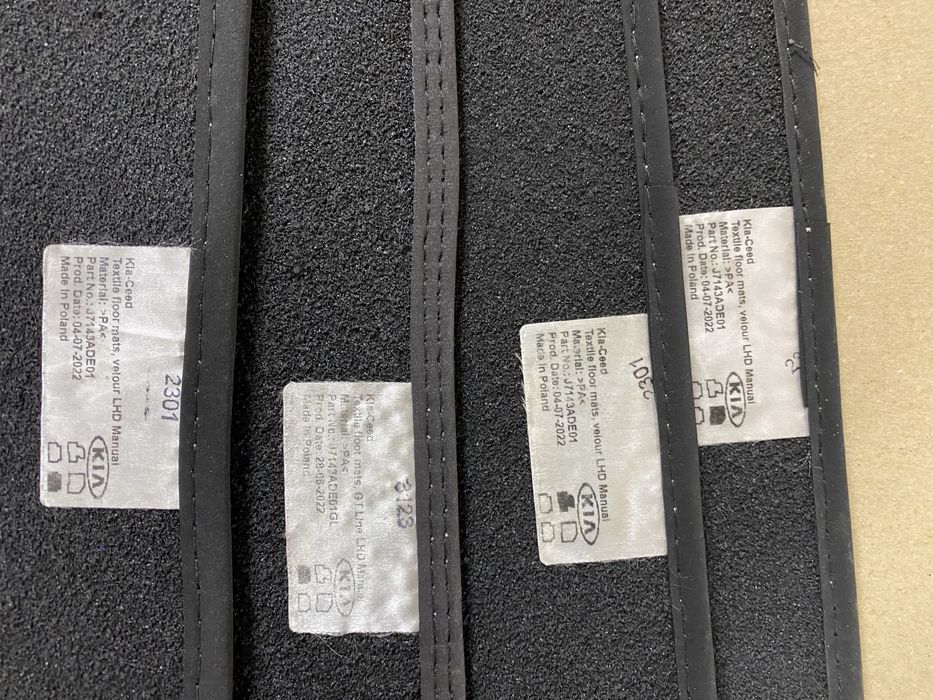 Коврики kia proceed,J7143ADE01